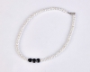 Necklace short length with shell pearl and onyx